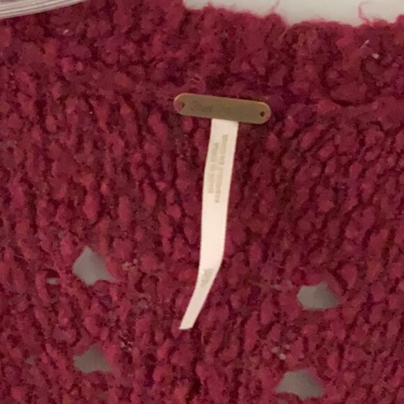 Free People Wool Blend Oversized Cardigan Size XS Burgundy Pockets - Picture 3 of 9
